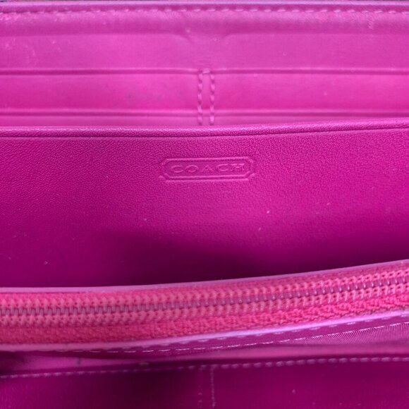 COACH Tattersall Large Zip Around Wallet Gold Signature Coated Canvas & Leather - Picture 3 of 9